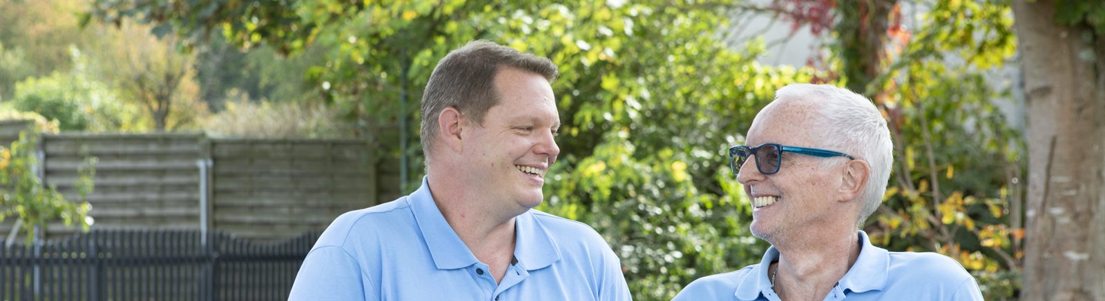 Mirco Martin und Wolfgang vor dem Büro in Schönborn